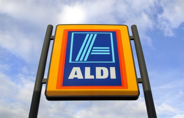 Aldi to install traffic light system to limit customers